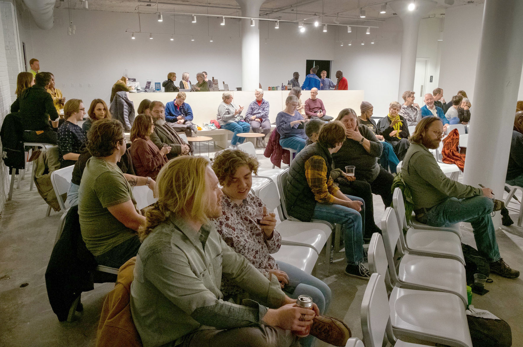 High Low literary center opens in St. Louis